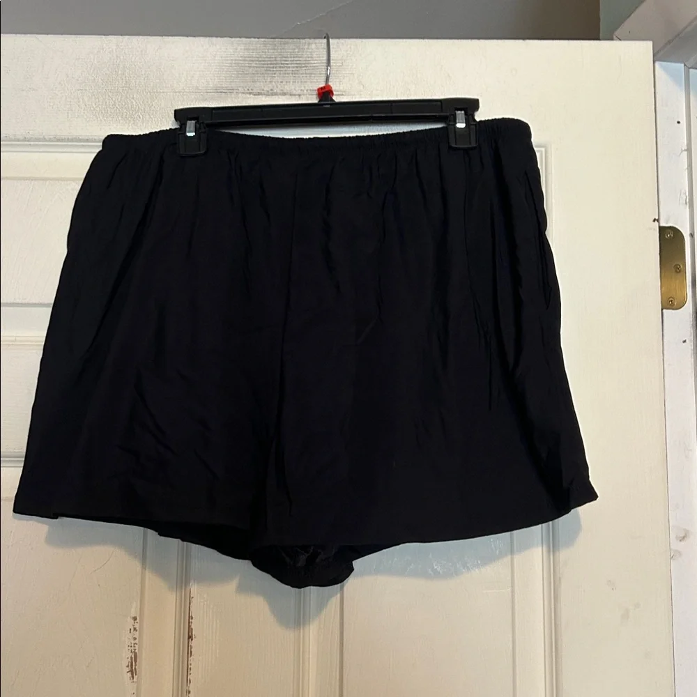Elisabeth by Liz Claiborne Black Shorts Size 1X